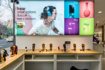 數(shù)碼電子產(chǎn)品店 電子時(shí)代的銷售引擎與消費(fèi)新體驗(yàn)